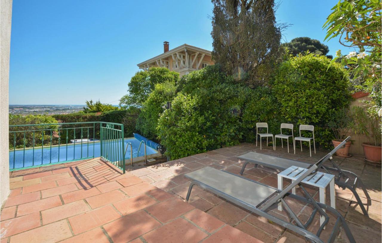 Cozy Home In Sete With Outdoor Swimming Pool Exterior photo
